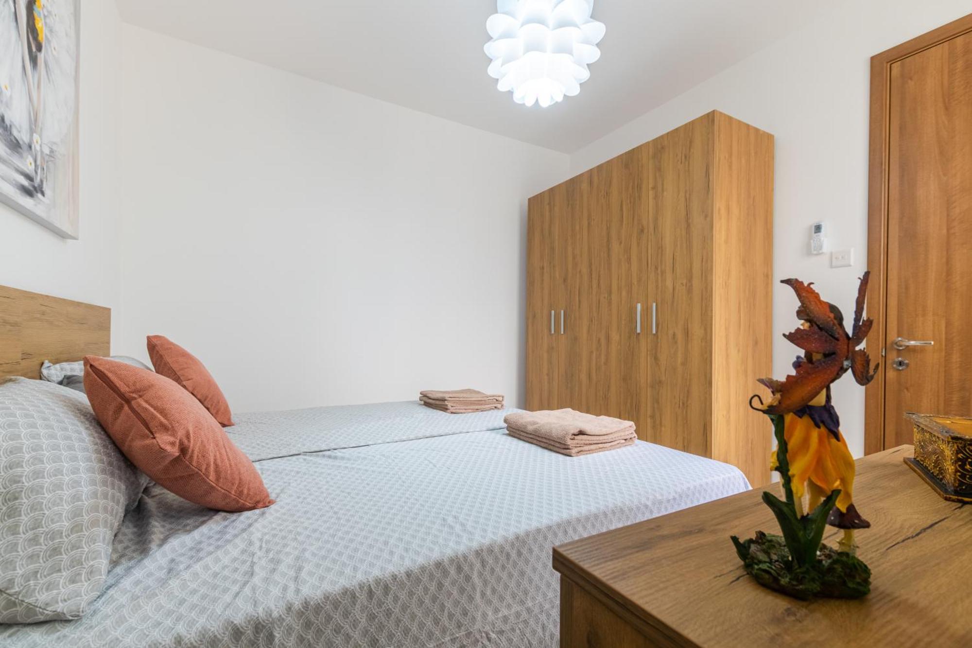Brand New Apartment 3Bdr 2 Bth H7 San Pawl il-Baħar Kültér fotó